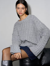 Minimalist Twist Shift Sweater With Scarf